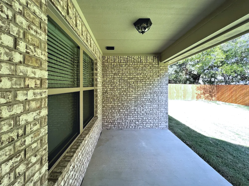 219 Clover Circle Weatherford, TX 76086