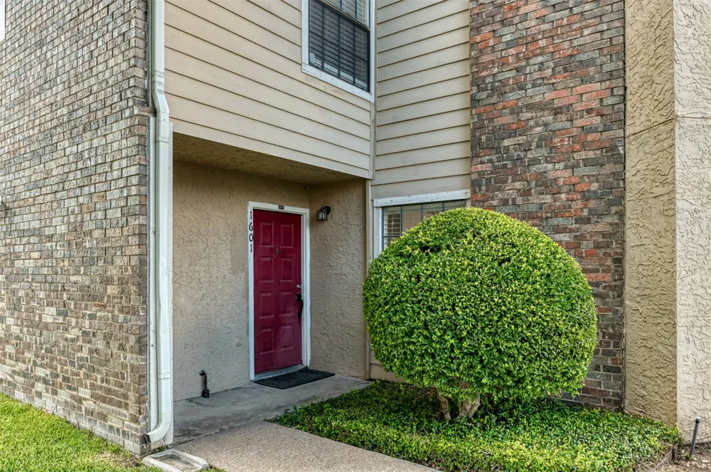 4748 Old Bent Tree Lane #1601 Dallas, TX 75287