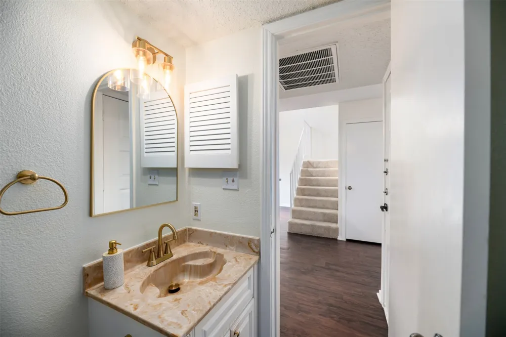 4748 Old Bent Tree Lane #1601 Dallas, TX 75287