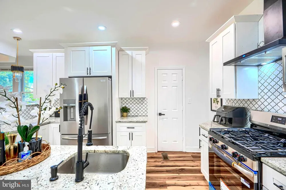1953 CHELSEA ROAD Baltimore, MD 21216