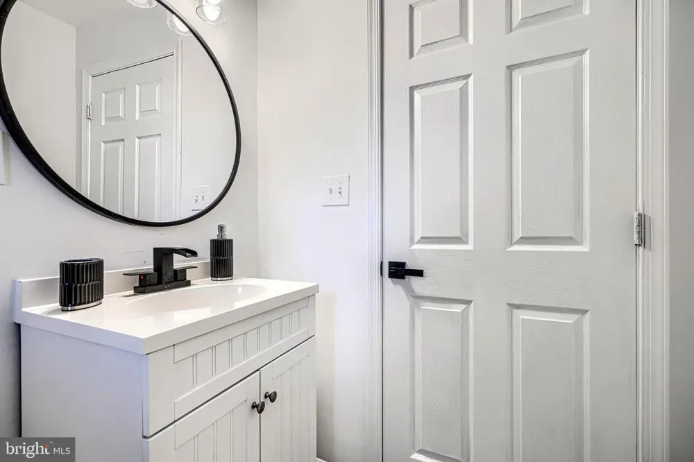 1953 CHELSEA ROAD Baltimore, MD 21216
