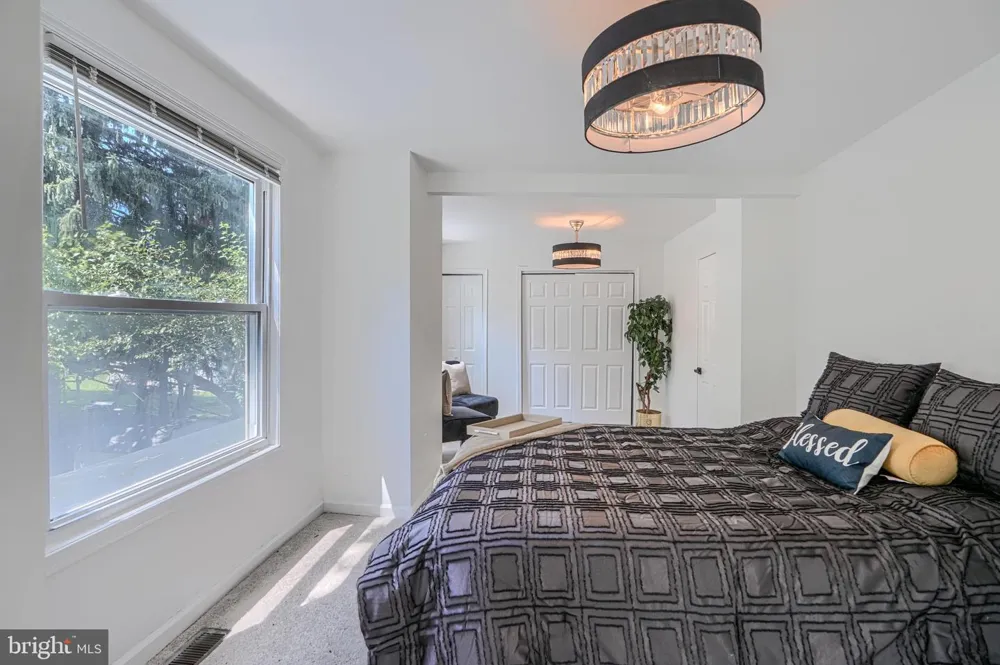 1953 CHELSEA ROAD Baltimore, MD 21216