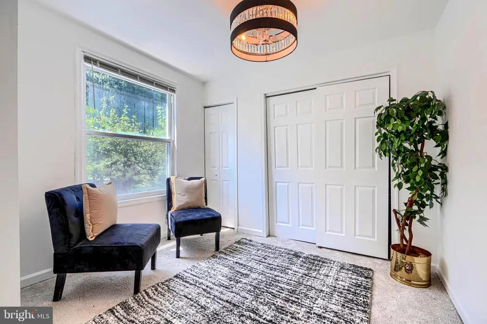 1953 CHELSEA ROAD Baltimore, MD 21216