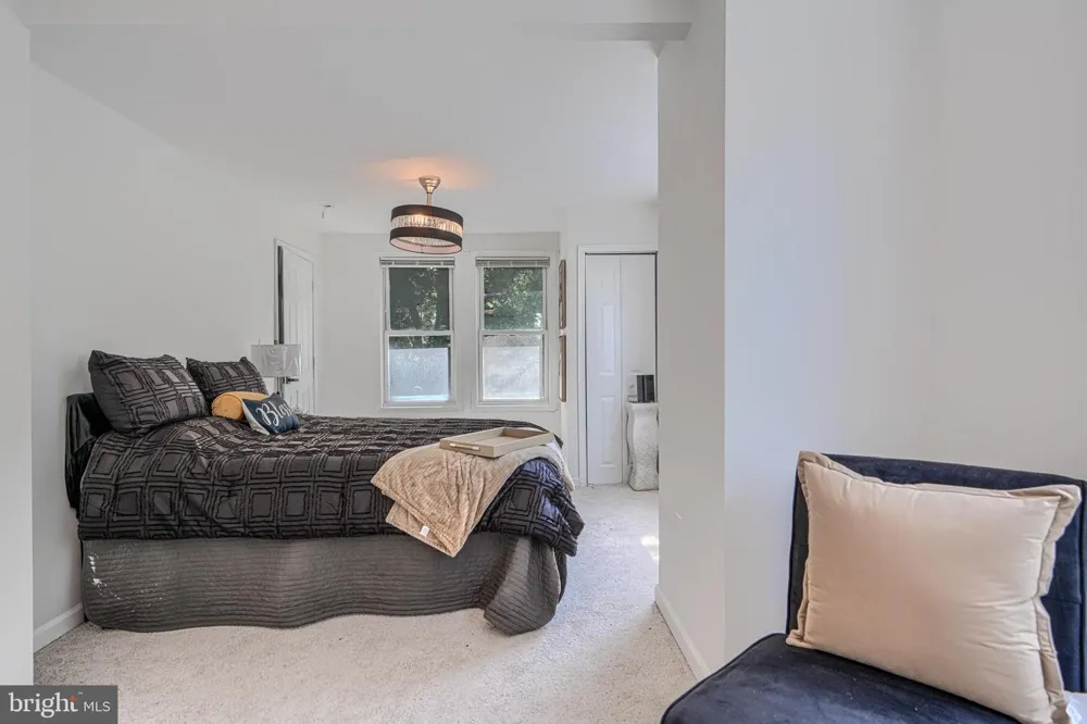 1953 CHELSEA ROAD Baltimore, MD 21216