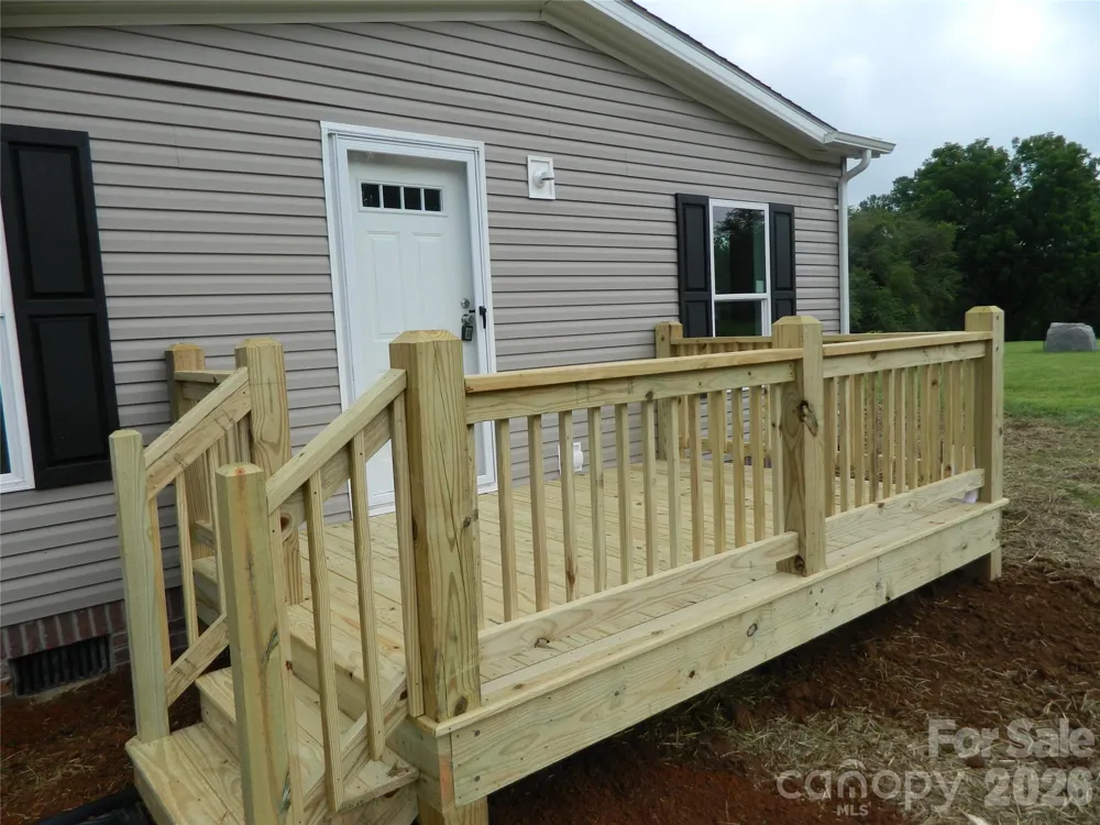 3944 Hollywood Ridge Road NE Lenoir, NC 28645