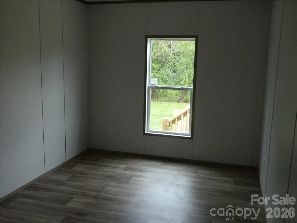 3944 Hollywood Ridge Road NE Lenoir, NC 28645