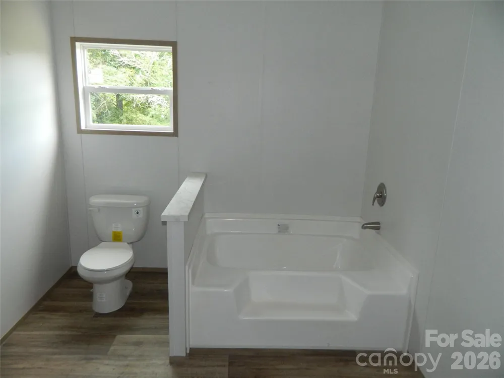 3944 Hollywood Ridge Road NE Lenoir, NC 28645
