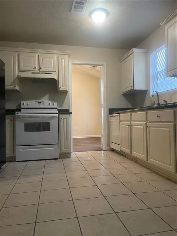 4957 Redan Circle Stone Mountain, GA 30088