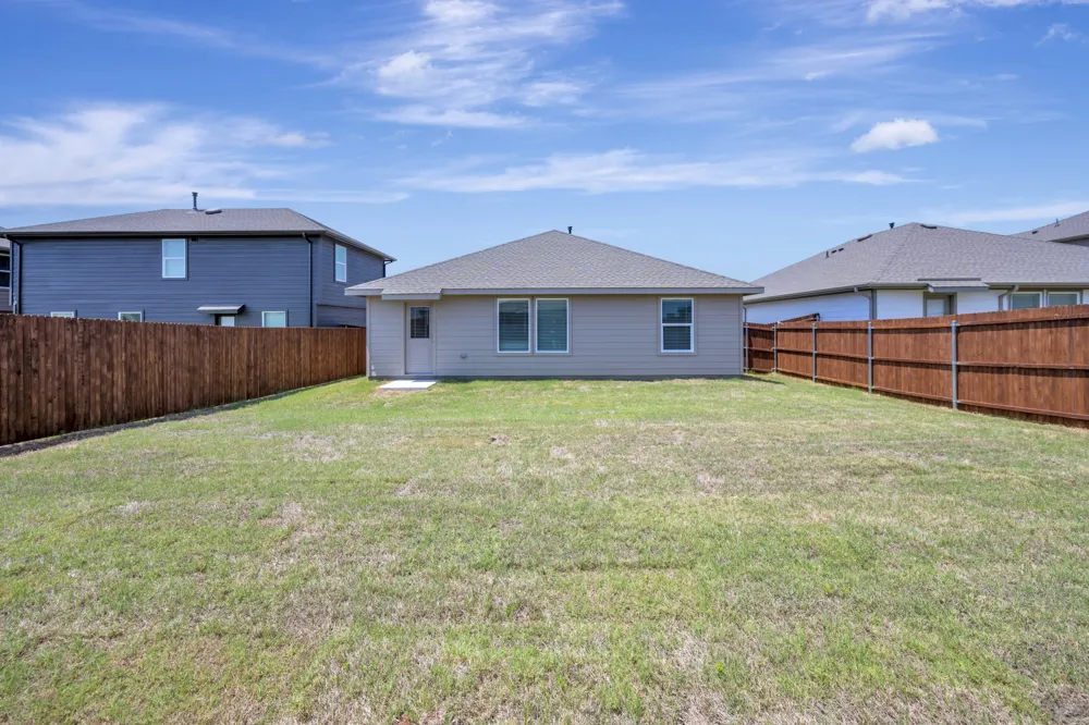 16756 Laguna Vista Northlake, TX 76247