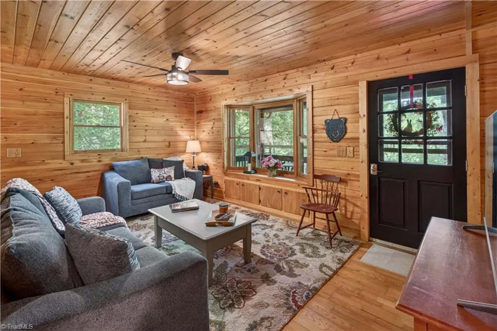102 Overland Trl Fancy Gap, VA 24328