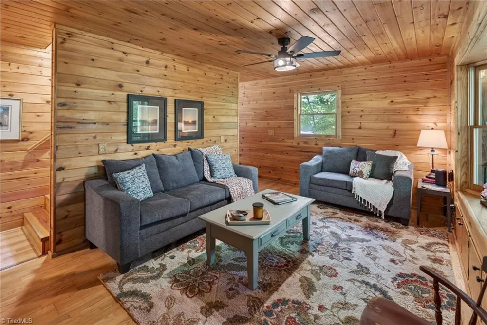 102 Overland Trl Fancy Gap, VA 24328