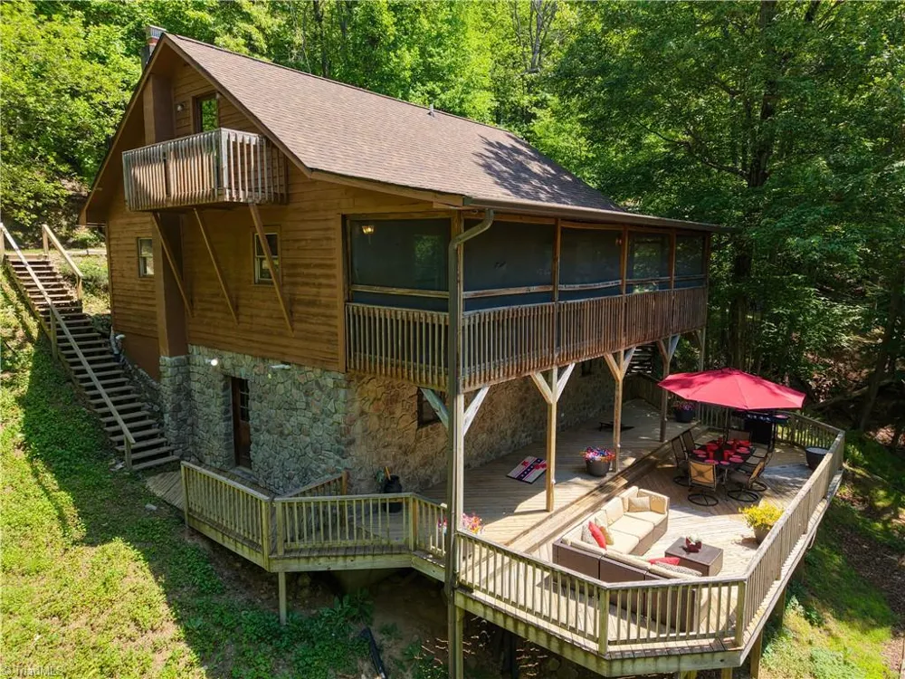 102 Overland Trl Fancy Gap, VA 24328
