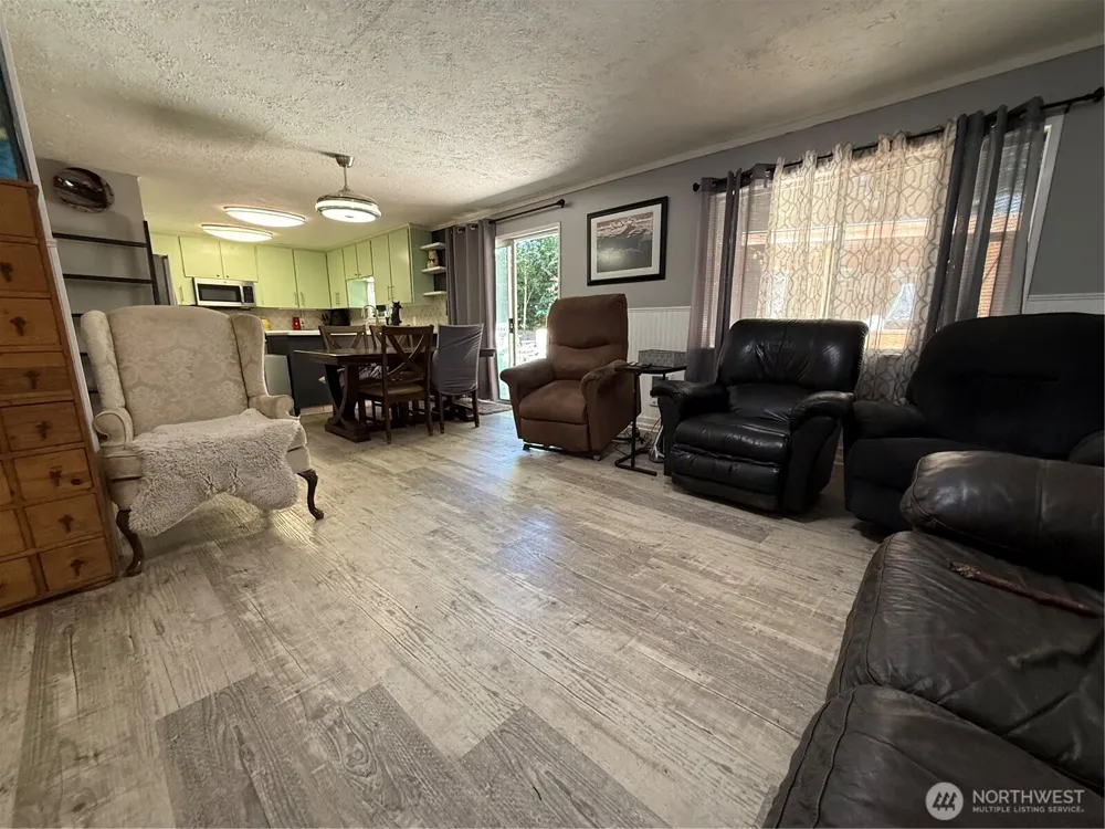 2809 230th Lane Ocean Park, WA 98640