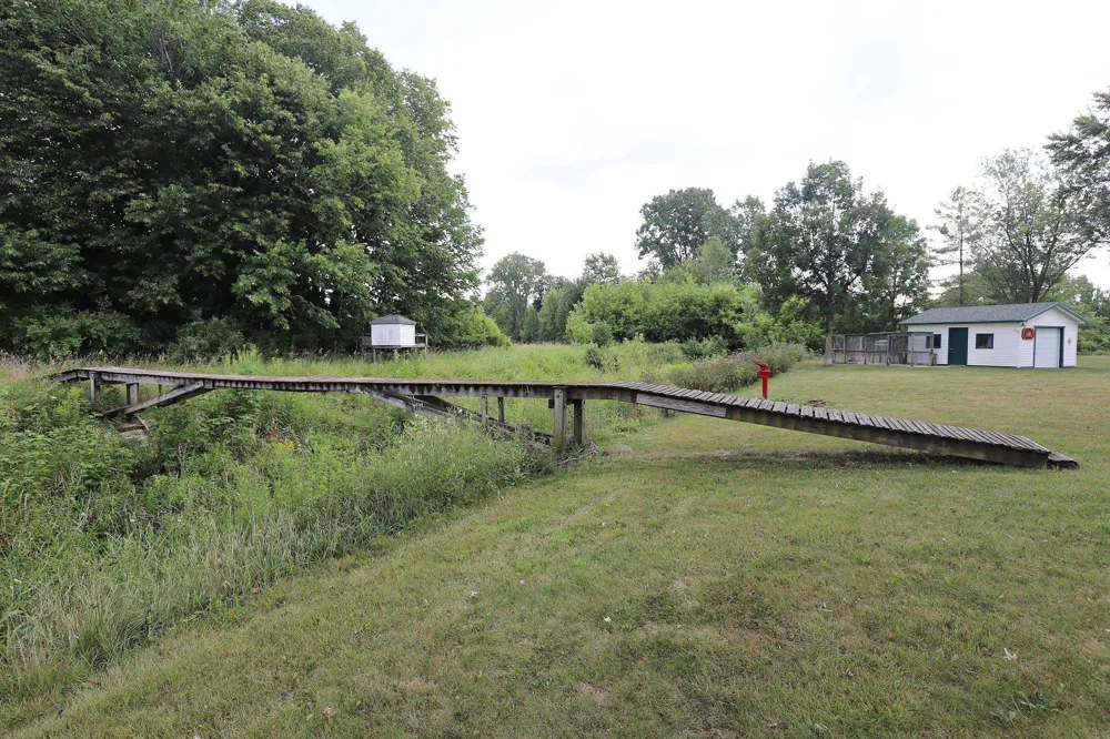 1415 S Nichols Road Clayton Charter Township, MI 48473