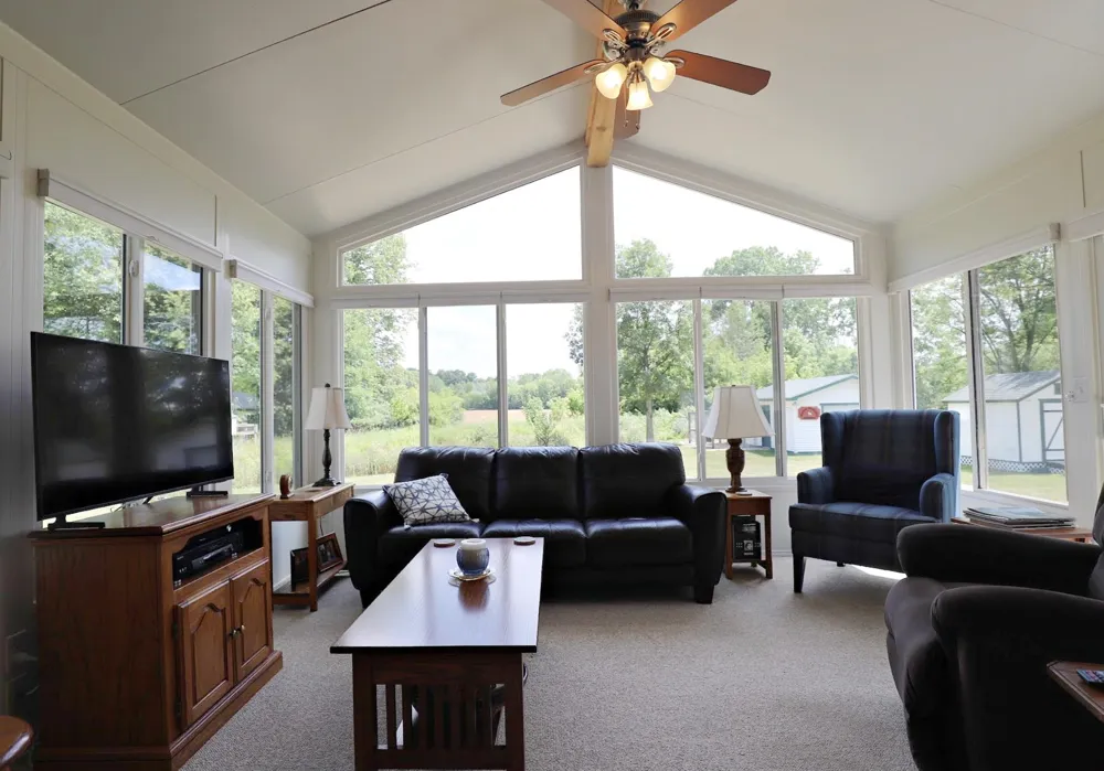 1415 S Nichols Road Clayton Charter Township, MI 48473