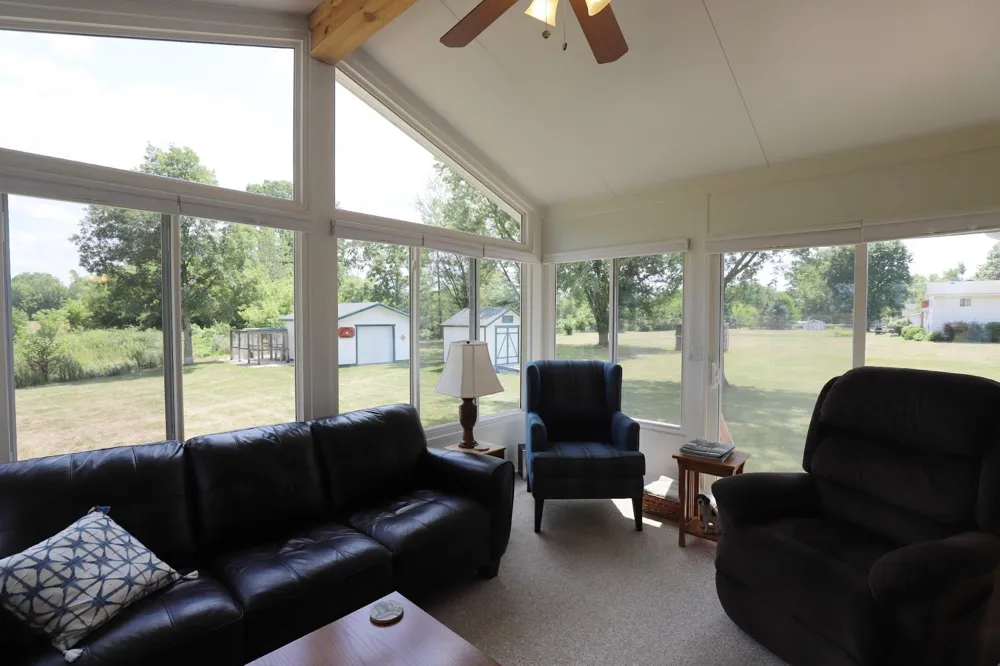 1415 S Nichols Road Clayton Charter Township, MI 48473
