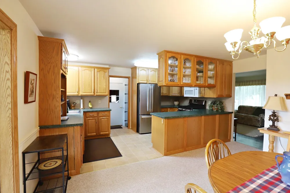 1415 S Nichols Road Clayton Charter Township, MI 48473