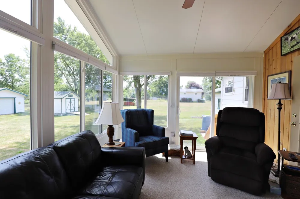 1415 S Nichols Road Clayton Charter Township, MI 48473