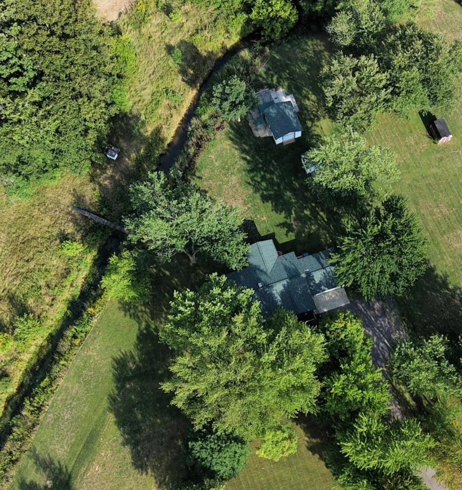 1415 S Nichols Road Clayton Charter Township, MI 48473