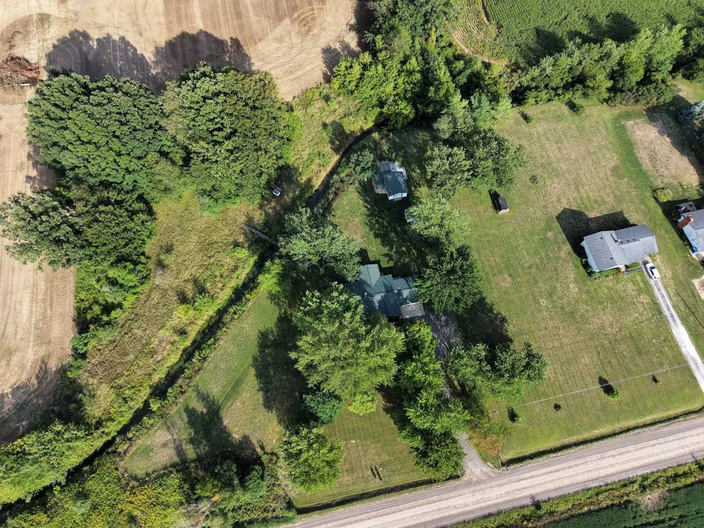 1415 S Nichols Road Clayton Charter Township, MI 48473