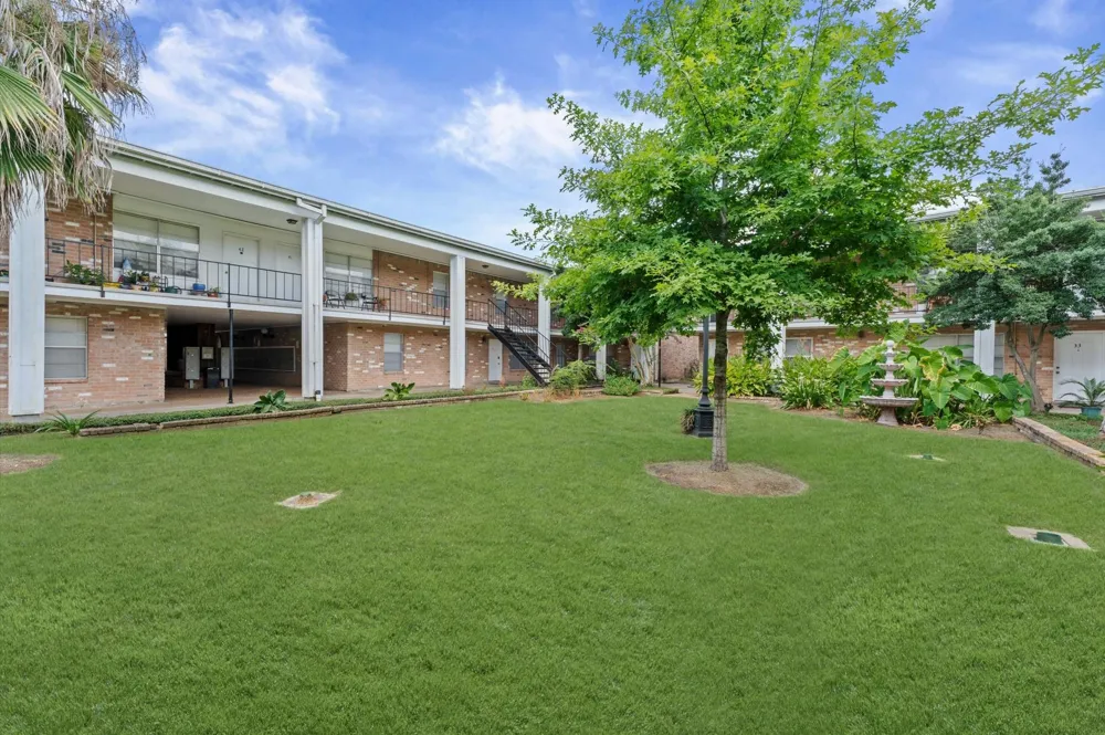 3535 Nasa Rd 1 Parkway #85 Seabrook, TX 77586