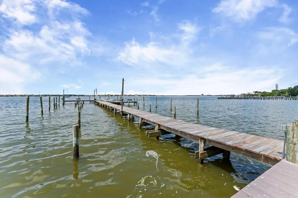 3535 Nasa Rd 1 Parkway #85 Seabrook, TX 77586