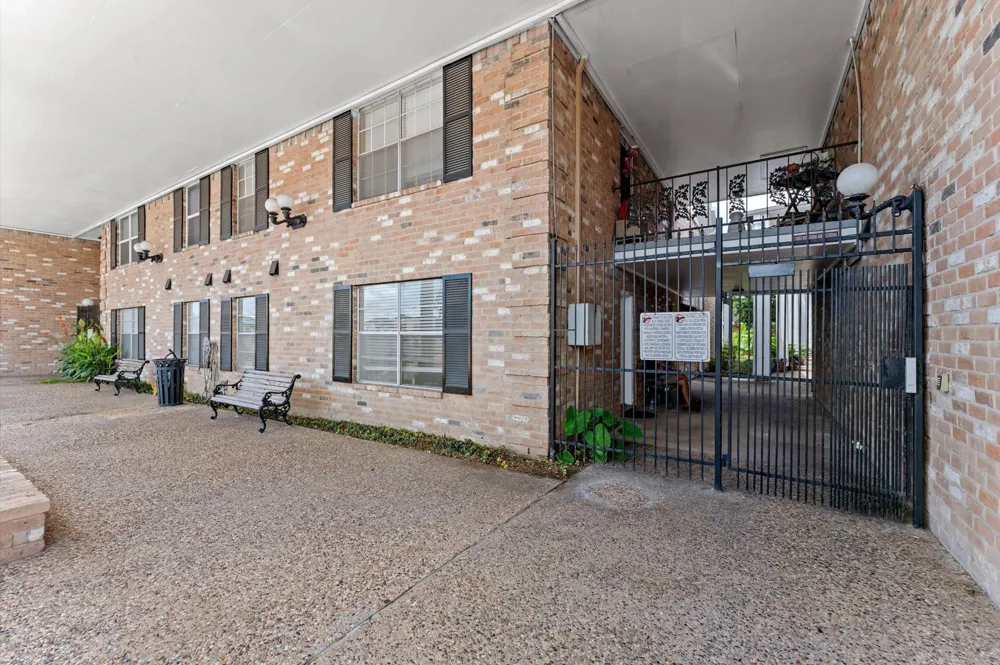 3535 Nasa Rd 1 Parkway #85 Seabrook, TX 77586