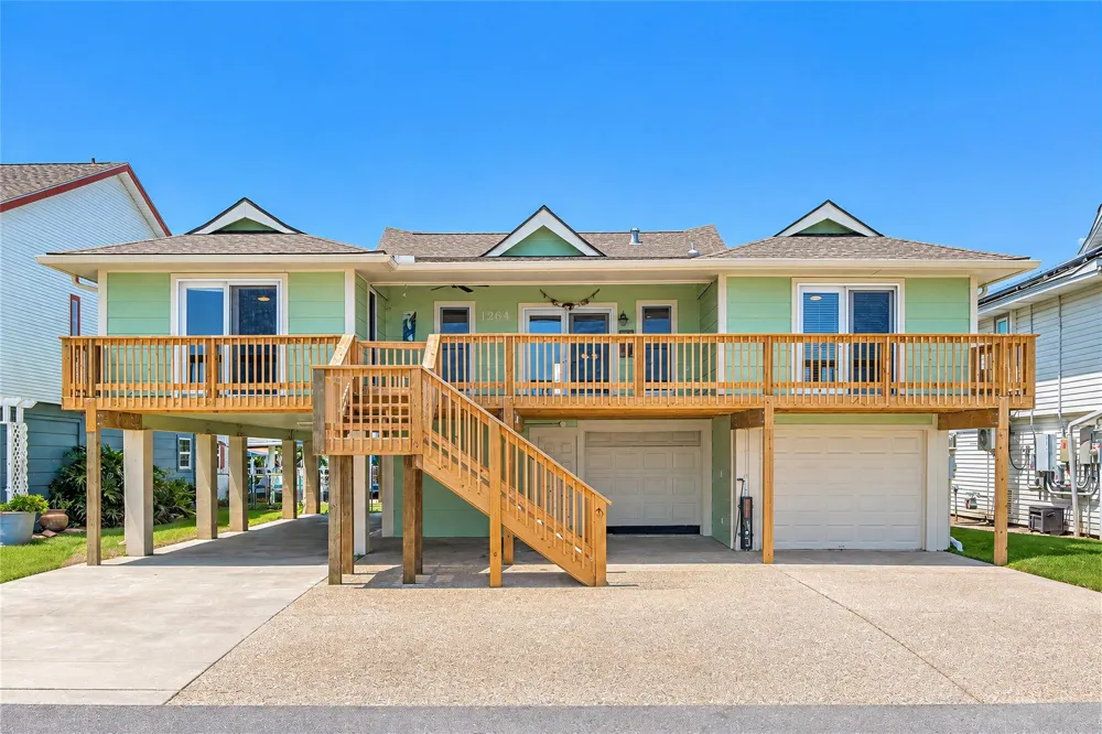 1264 Blue Heron Street Hitchcock, TX 77563