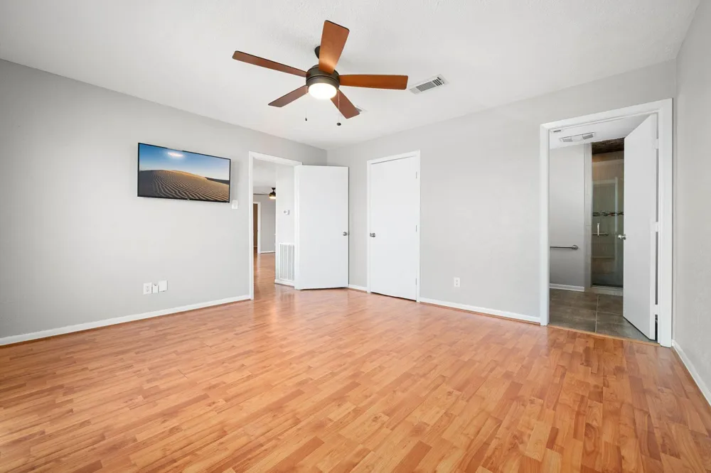 1264 Blue Heron Street Hitchcock, TX 77563