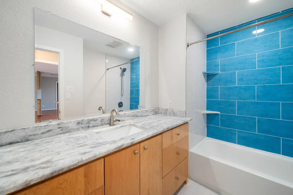 1264 Blue Heron Street Hitchcock, TX 77563