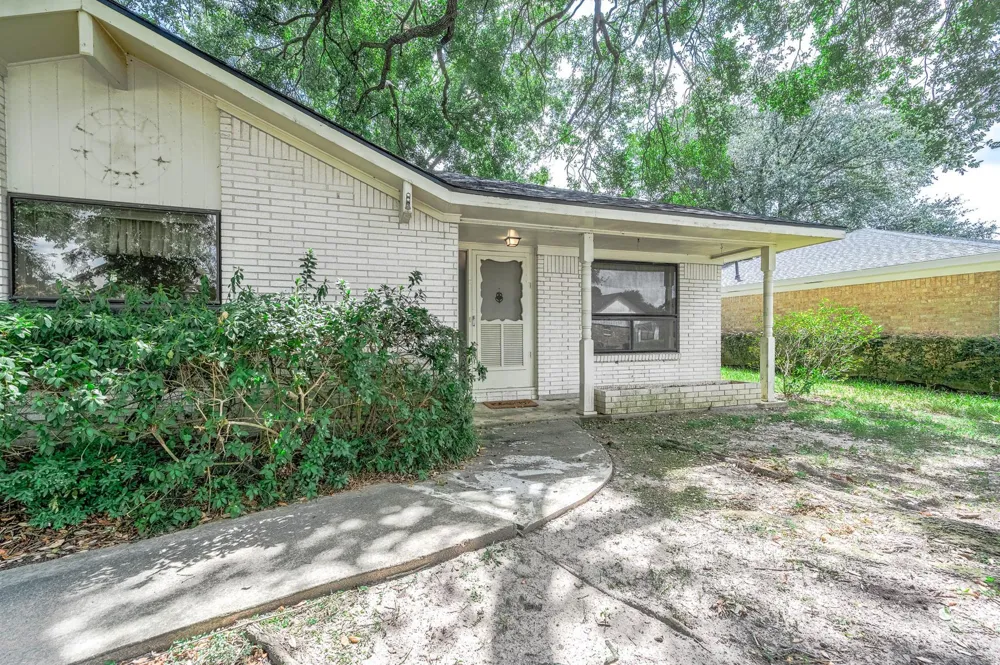 2308 Florence Avenue Pasadena, TX 77502