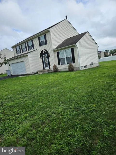 1079 FAWN DRIVE