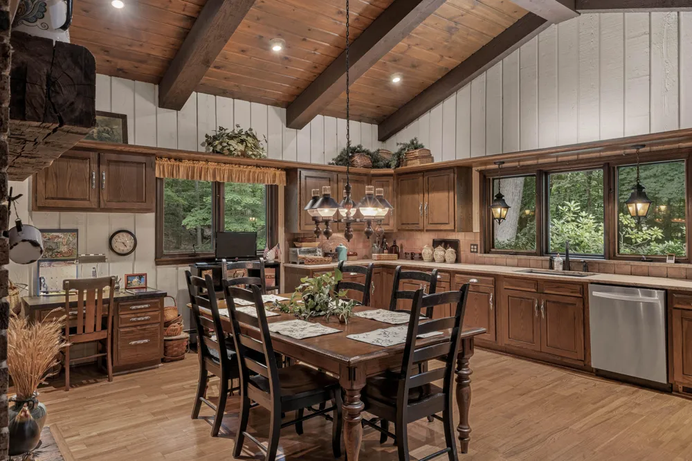 12879 Lakeshore Drive Grand Haven, MI 49417