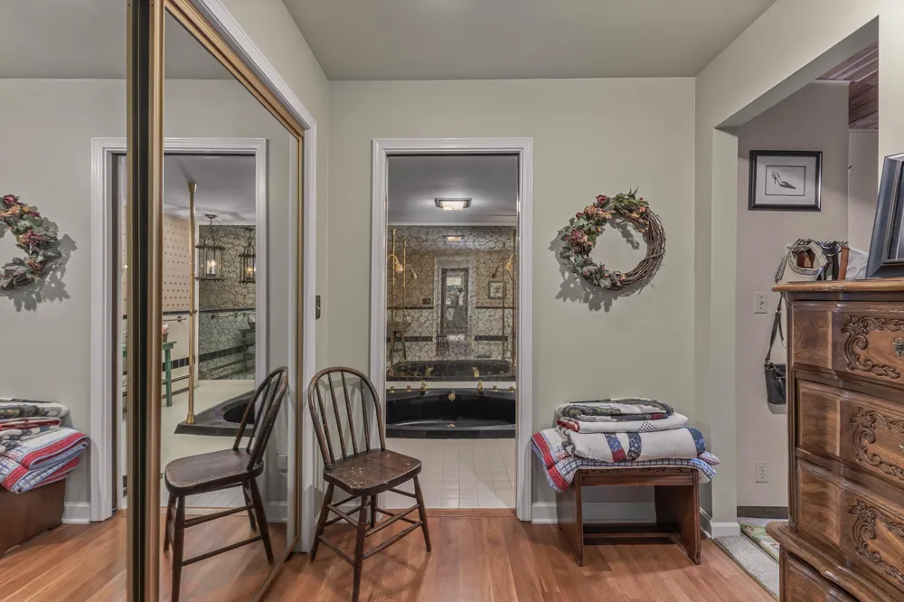 12879 Lakeshore Drive Grand Haven, MI 49417