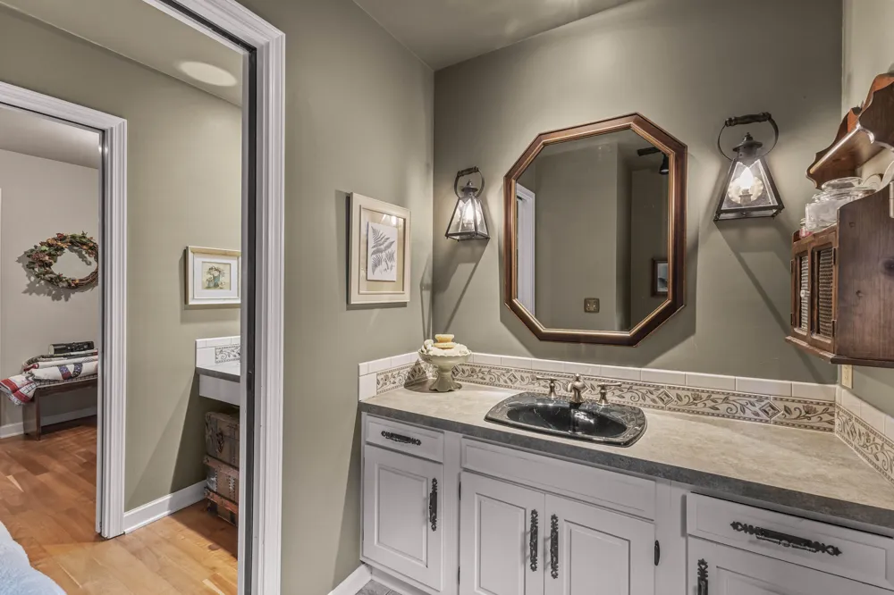 12879 Lakeshore Drive Grand Haven, MI 49417