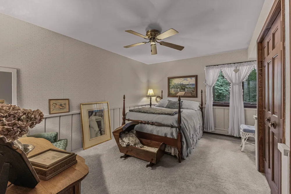 12879 Lakeshore Drive Grand Haven, MI 49417