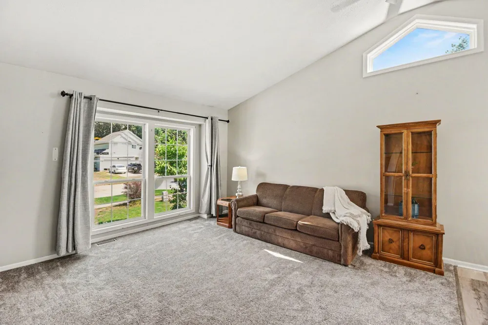 15116 Briarwood Street Grand Haven, MI 49417