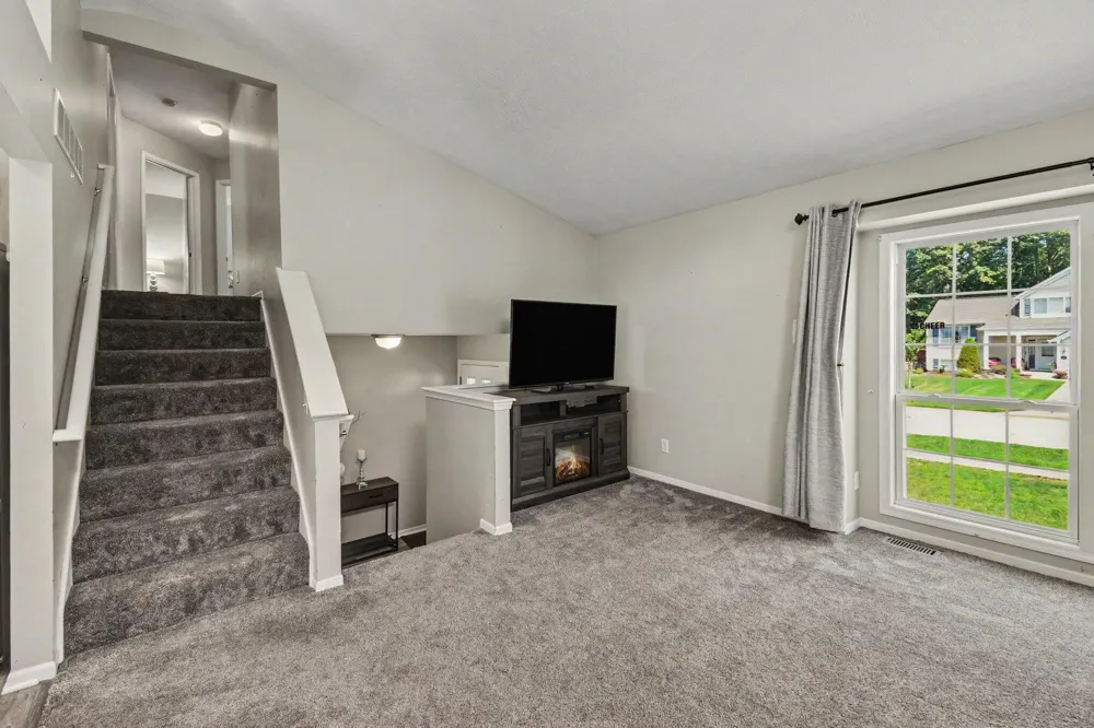 15116 Briarwood Street Grand Haven, MI 49417