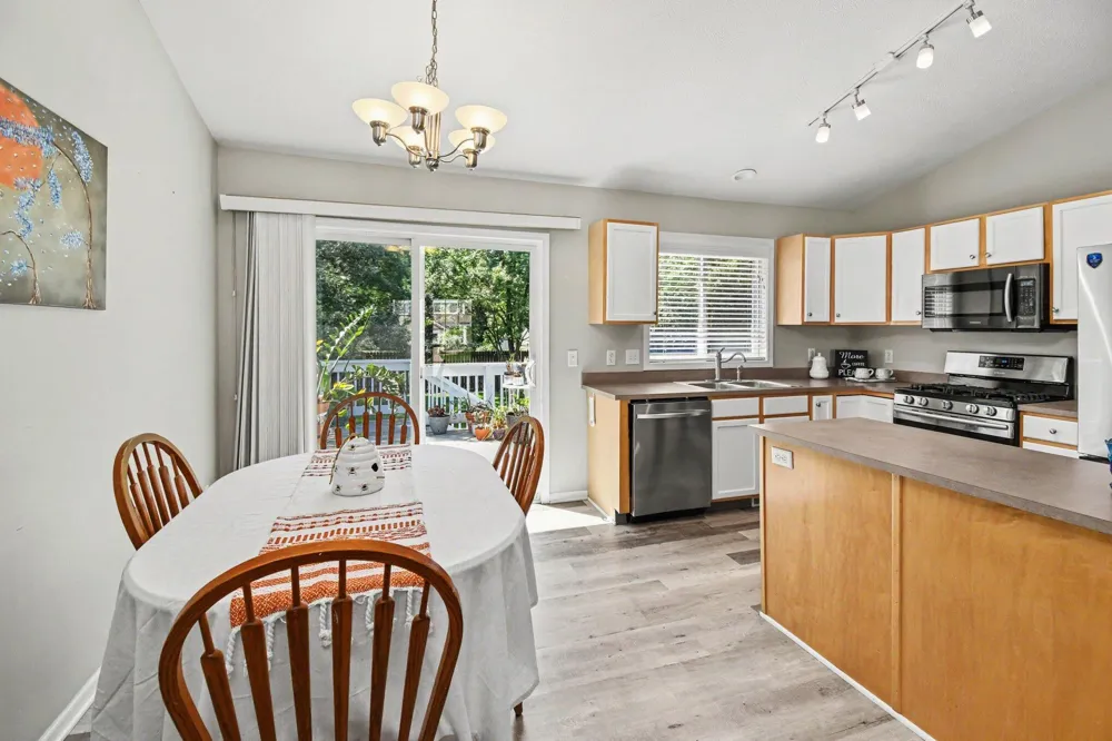 15116 Briarwood Street Grand Haven, MI 49417