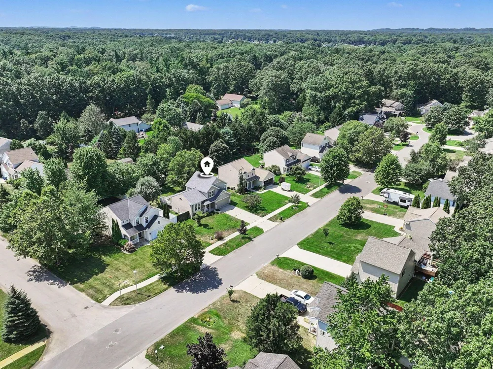 15116 Briarwood Street Grand Haven, MI 49417