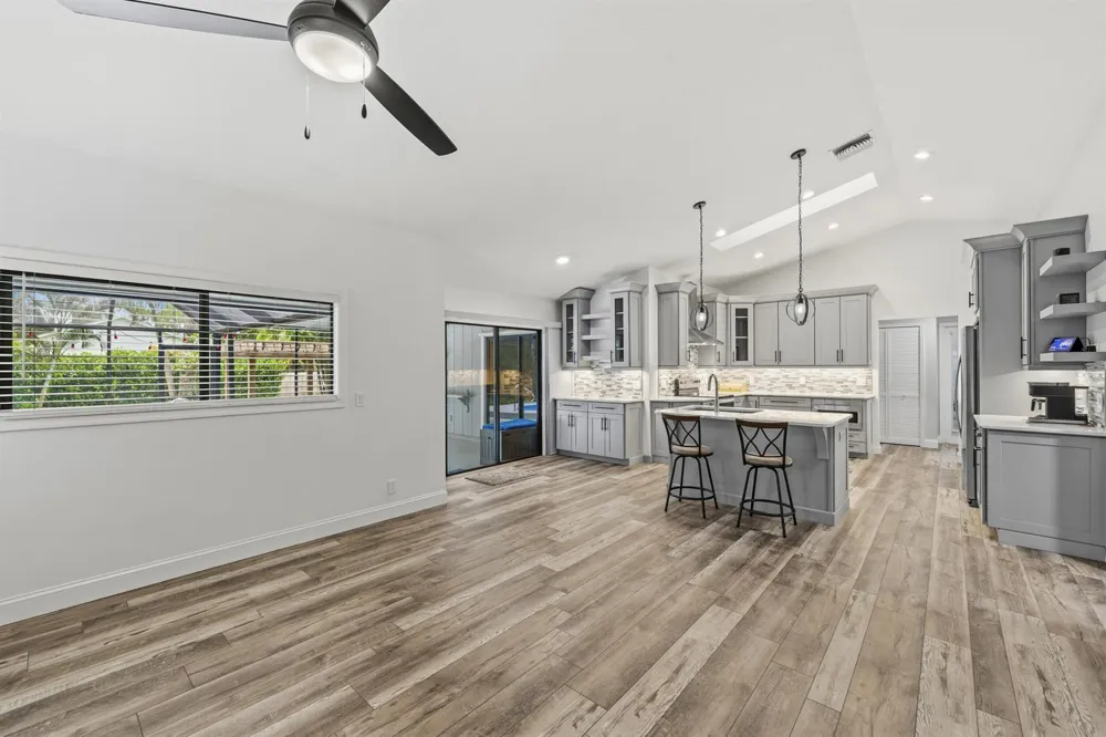 15833 118TH TRAIL Jupiter, FL 33478