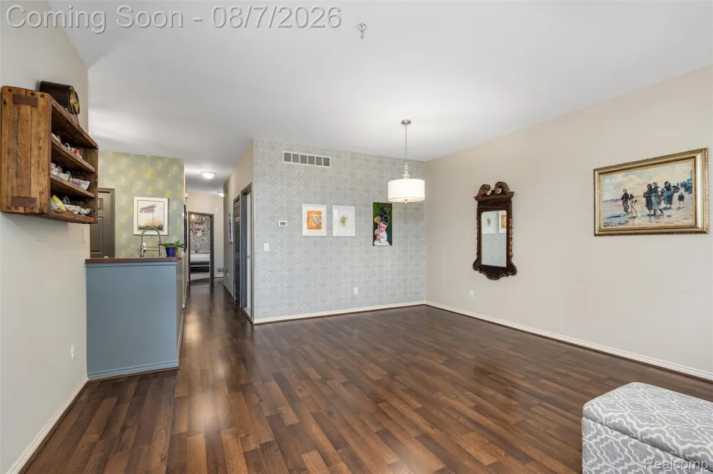 300 Beverly Avenue Auburn Hills City, MI 48326