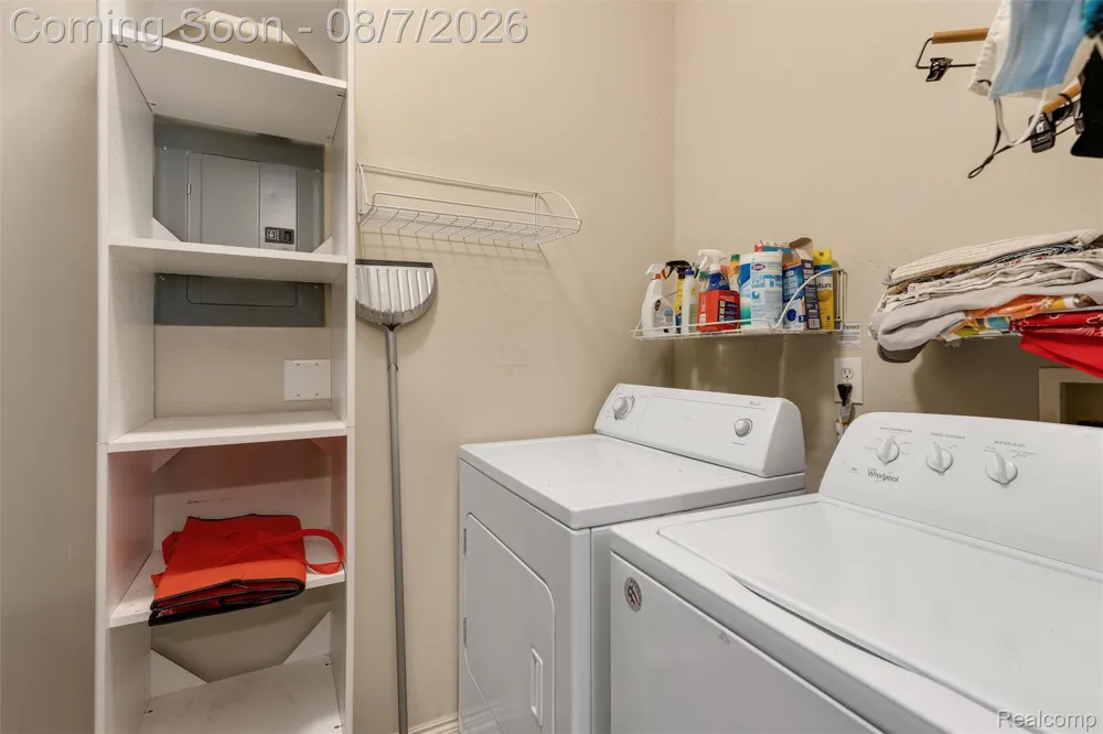 300 Beverly Avenue Auburn Hills City, MI 48326