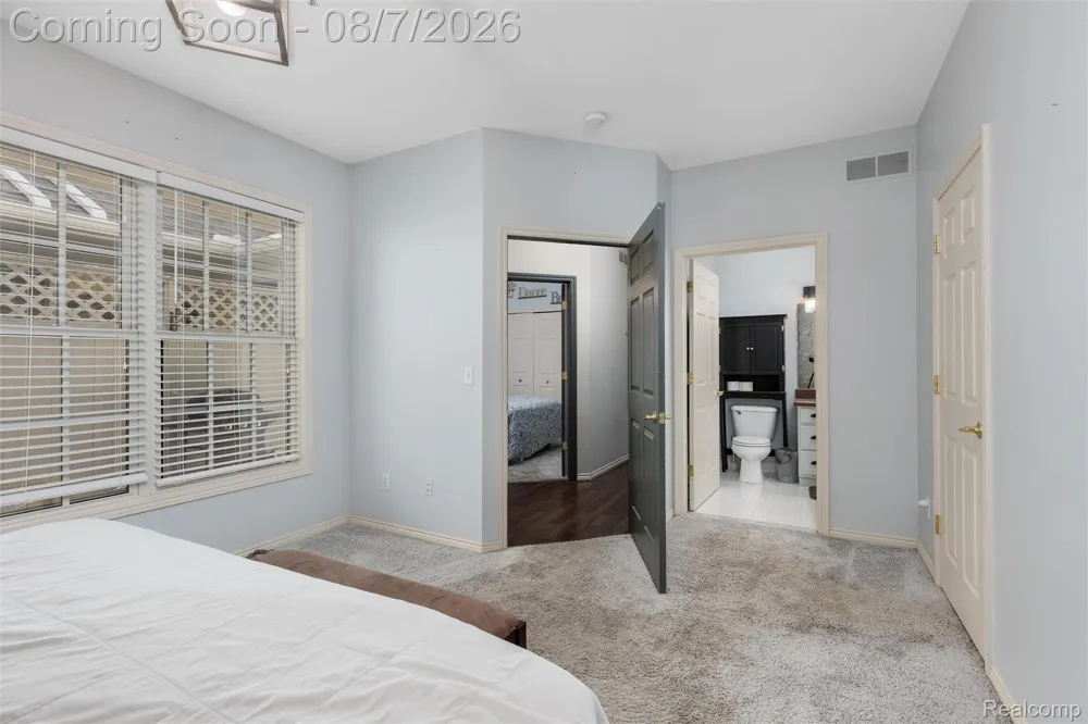 300 Beverly Avenue Auburn Hills City, MI 48326