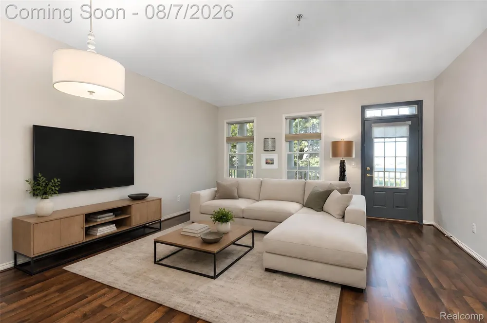 300 Beverly Avenue Auburn Hills City, MI 48326