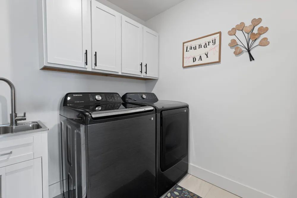 725 Chase Hanna Street #9 Dundee Village, MI 48131