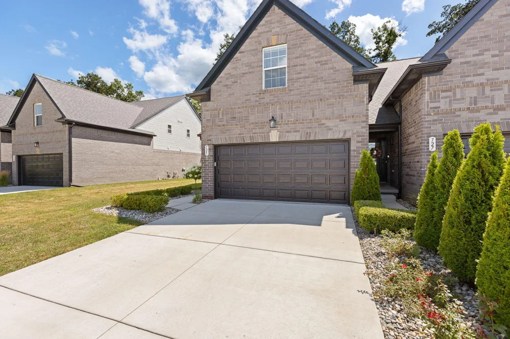 725 Chase Hanna Street #9 Dundee Village, MI 48131