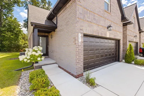 725 Chase Hanna Street #9