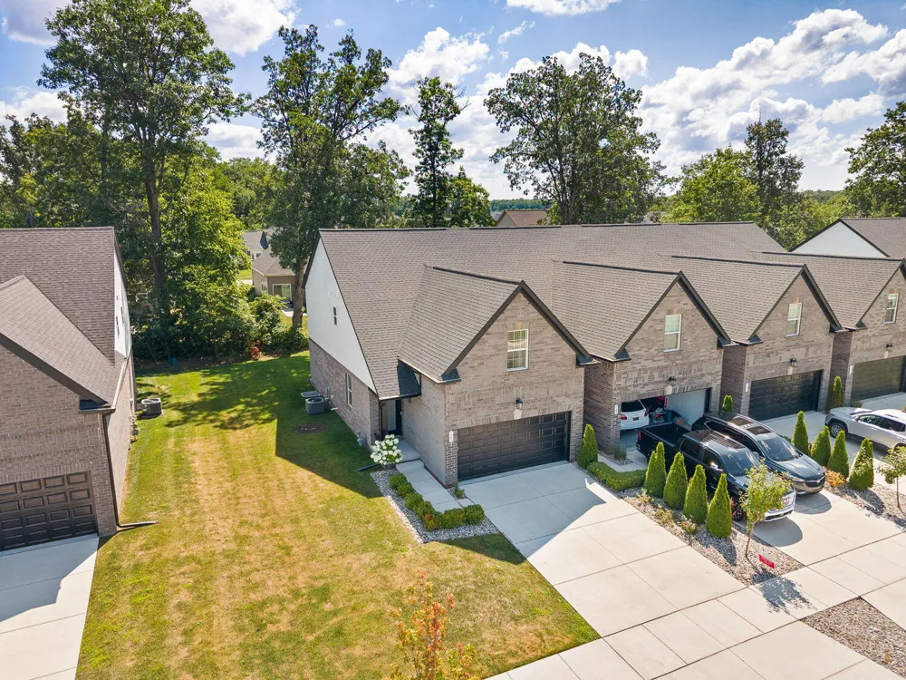725 Chase Hanna Street #9 Dundee Village, MI 48131