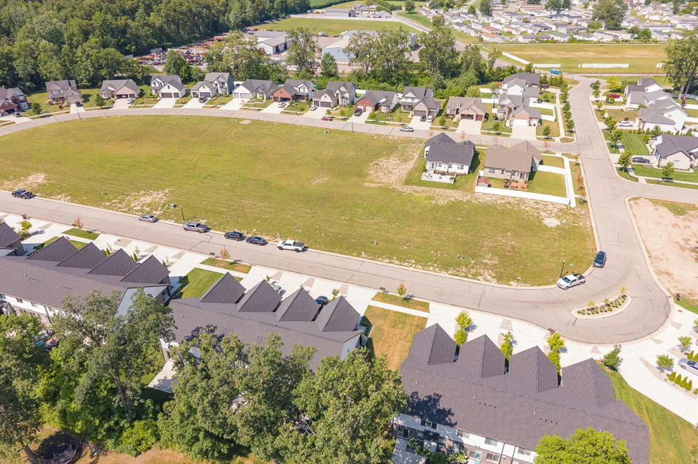 725 Chase Hanna Street #9 Dundee Village, MI 48131